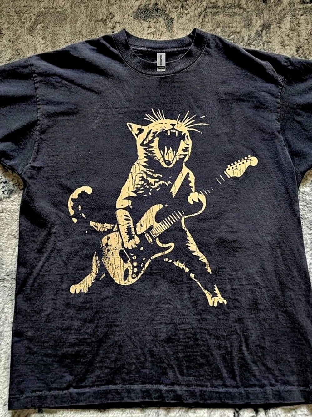 Gildan Rock Cat Graphic Short Sleeve Tee in Black